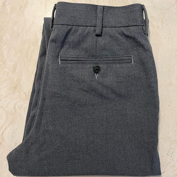 Lands’ End Grey Work or School Pants Sz 30 - Picture 1 of 15